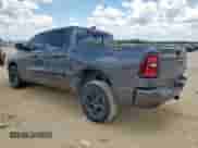 2025 Ram 1500 Tradesman z VIN 1C6RREGG2SN647557, wystawiony jako Copart lot #68718085 z przebiegiem 15 617 mil mil oraz Szkoda całkowita • Salvage title. Historia ofert i sprzedaży dostępna na DreamBid. Obrazek 2.
