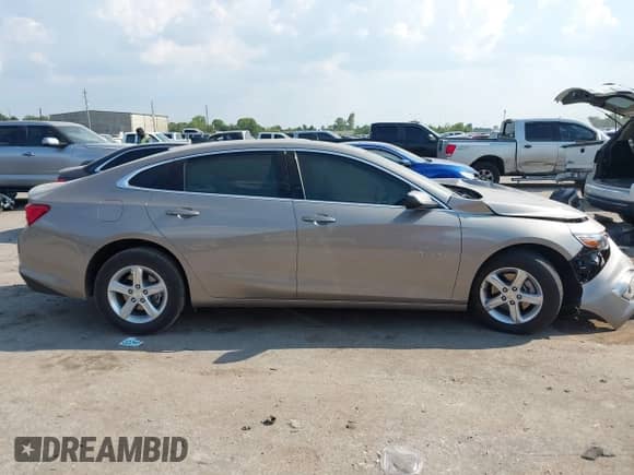 2025 Chevrolet Malibu LS с VIN 1G1ZB5ST6SF104961, выставлен на аукционе IAAI как лот 43236722 с пробегом Не указан миль и . История ставок и продаж доступна на DreamBid. Изображение 13.