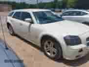 2005 Dodge Magnum RT with VIN 2D8GV58235H682377, listed as a IAAI auction lot 42572363 with 186,682 mi miles and . Bid and sale history available at DreamBid. Image 1.