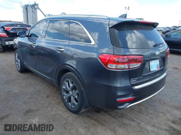 2017 Kia Sorento SX z VIN 5XYPKDA51HG241582, wystawiony jako IAAI lot #42769504 z przebiegiem 154 567 mil mil oraz . Historia ofert i sprzedaży dostępna na DreamBid. Obrazek 3.