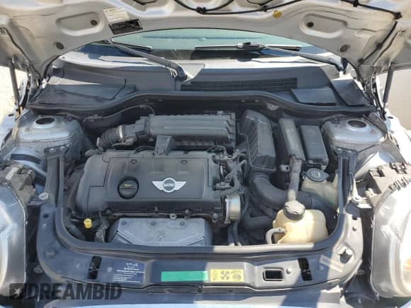 2007 MINI Hardtop with VIN WMWMF33597TT56851, listed as a Copart auction lot 68785325 with 140,683 mi miles and Salvage title. Bid and sale history available at DreamBid. Image 11.