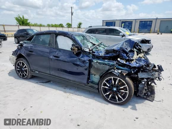 2024 BMW i4 M50 with VIN WBY33AW08RFS70460, listed as a Copart auction lot 61729465 with Not provided miles and Non repairable. Bid and sale history available at DreamBid. Image 4.