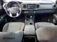 2021 Toyota Tacoma SR5 с VIN 3TMBZ5DN1MM031262, выставлен на аукционе Copart как лот 53381085 с пробегом 43 896 миль миль и Списание • Salvage title. История ставок и продаж доступна на DreamBid. Изображение 8.
