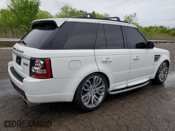 2012 Land Rover Range Rover Sport SC Autobiography z VIN SALSP2E41CA734990, wystawiony jako Copart lot #57057275 z przebiegiem 90 930 mil mil oraz Czysty tytuł • Clean title. Historia ofert i sprzedaży dostępna na DreamBid. Obrazek 3.