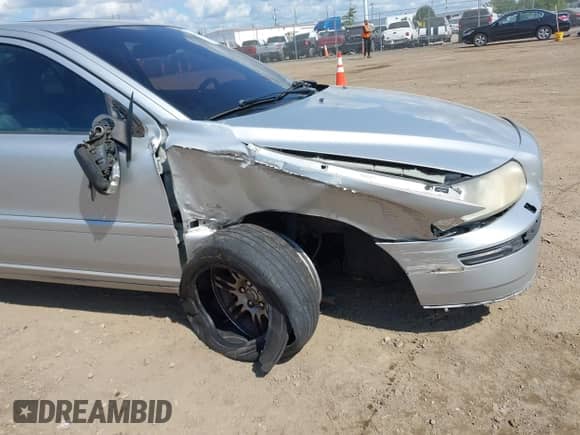2007 Volvo S60 2.5L Turbo с VIN YV1RH592272609729, выставлен на аукционе IAAI как лот 43079885 с пробегом 222 757 миль миль и . История ставок и продаж доступна на DreamBid. Изображение 6.