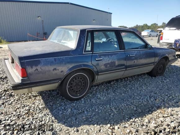 1989 Chevrolet Celebrity с VIN 1G1AW51W8K6185894, выставлен на аукционе Copart как лот 75610854 с пробегом 111 268 миль миль и Чистый • Clean title. История ставок и продаж доступна на DreamBid. Изображение 3.