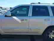 2008 Jeep Grand Cherokee Overland with VIN 1J8HR68278C157674, listed as a IAAI auction lot 43282636 with 195,410 mi miles and . Bid and sale history available at DreamBid. Image 14.