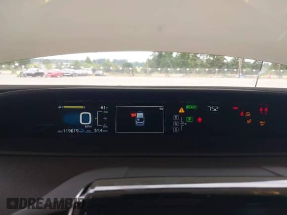 2018 Toyota Prius Plus z VIN JTDKARFP6J3073923, wystawiony jako IAAI lot #42580231 z przebiegiem 119 619 mil mil oraz . Historia ofert i sprzedaży dostępna na DreamBid. Obrazek 7.