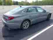 2022 Hyundai Sonata SEL with VIN KMHL14JA9NA245935, listed as a IAAI auction lot 43278725 with 23,625 mi miles and . Bid and sale history available at DreamBid. Image 4.