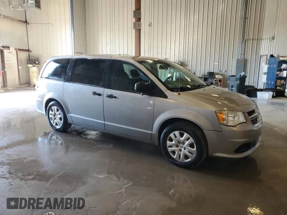 2019 Dodge Grand Caravan SE with VIN 2C4RDGBG6KR648966, listed as a Copart auction lot 81670835 with 339,171 mi miles and Clean title. Bid and sale history available at DreamBid. Image 4.