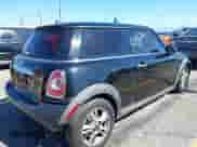 2013 MINI Hardtop with VIN WMWSU3C52DT687117, listed as a IAAI auction lot 43461707 with 121,413 mi miles and . Bid and sale history available at DreamBid. Image 4.