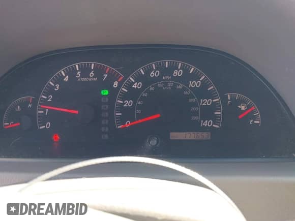 2005 Toyota Camry STD z VIN 4T1BE32K75U975715, wystawiony jako IAAI lot #43465908 z przebiegiem 177 653 mil mil oraz . Historia ofert i sprzedaży dostępna na DreamBid. Obrazek 7.