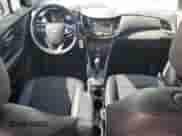 2021 Chevrolet Trax LT с VIN KL7CJPSM4MB367882, выставлен на аукционе Copart как лот 63801435 с пробегом 21 698 миль миль и Списание • Salvage title. История ставок и продаж доступна на DreamBid. Изображение 8.
