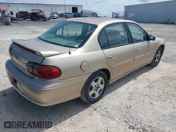 2003 Chevrolet Malibu LS с VIN 1G1NE52J03M526483, выставлен на аукционе IAAI как лот 42608362 с пробегом 234 235 миль миль и . История ставок и продаж доступна на DreamBid. Изображение 4.