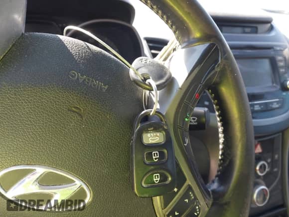 2015 Hyundai Elantra SE z VIN 5NPDH4AE9FH584535, wystawiony jako IAAI lot #43377884 z przebiegiem 113 484 mil mil oraz . Historia ofert i sprzedaży dostępna na DreamBid. Obrazek 11.