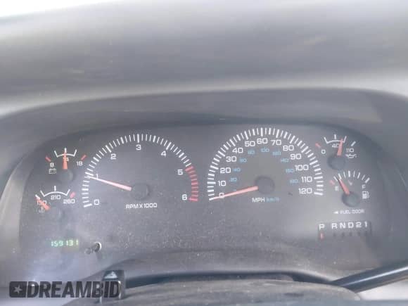 2000 Dodge 1500 with VIN 3B7HF13Z4YM237732, listed as a IAAI auction lot 41980975 with 159,131 mi miles and . Bid and sale history available at DreamBid. Image 7.