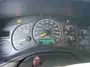 2001 GMC Sierra 1500 SLE с VIN 1GTEC14TX1Z255386, выставлен на аукционе Copart как лот 75260524 с пробегом 265 703 миль миль и Списание • Salvage title. История ставок и продаж доступна на DreamBid. Изображение 9.