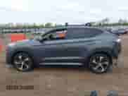 2018 Hyundai Tucson Value с VIN KM8J3CA22JU777198, выставлен на аукционе IAAI как лот 42188867 с пробегом 59 528 миль миль и . История ставок и продаж доступна на DreamBid. Изображение 15.