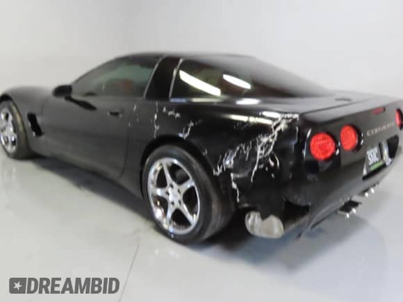 2002 Chevrolet Corvette с VIN 1G1YY22G425119119, выставлен на аукционе Copart как лот 67643535 с пробегом 102 909 миль миль и Списание • Salvage title. История ставок и продаж доступна на DreamBid. Изображение 4.