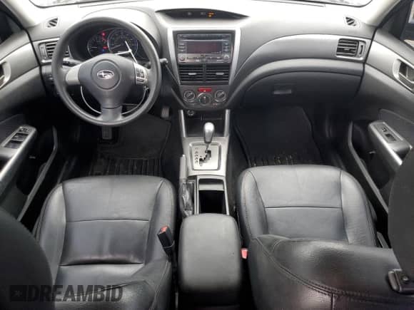 2012 Subaru Forester X z VIN JF2SHABC8CH425181, wystawiony jako Copart lot #80501965 z przebiegiem 102 413 mil mil oraz Szkoda całkowita • Salvage title. Historia ofert i sprzedaży dostępna na DreamBid. Obrazek 8.