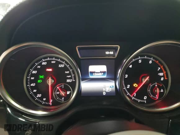 2018 Mercedes-Benz GLS 550 z VIN 4JGDF7DE8JB104185, wystawiony jako Copart lot #85959985 z przebiegiem 126 487 mil mil oraz Szkoda całkowita • Salvage title. Historia ofert i sprzedaży dostępna na DreamBid. Obrazek 9.