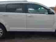 2017 Dodge Journey SE z VIN 3C4PDCAB5HT709512, wystawiony jako IAAI lot #43389373 z przebiegiem 188 104 mil mil oraz . Historia ofert i sprzedaży dostępna na DreamBid. Obrazek 13.