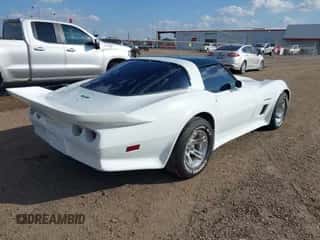 1982 Chevrolet Corvette с VIN 1G1AY8788C5113816, выставлен на аукционе IAAI как лот 43511037 с пробегом 163 852 миль миль и . История ставок и продаж доступна на DreamBid. Изображение 4.
