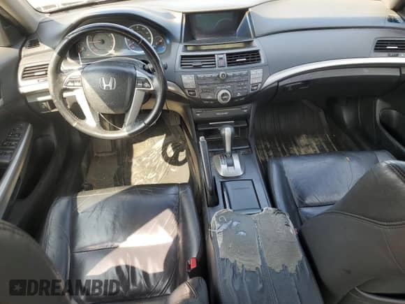 2009 Honda Accord EX-L z VIN 1HGCP36859A021572, wystawiony jako Copart lot #67711775 z przebiegiem 260 665 mil mil oraz Czysty tytuł • Clean title. Historia ofert i sprzedaży dostępna na DreamBid. Obrazek 8.