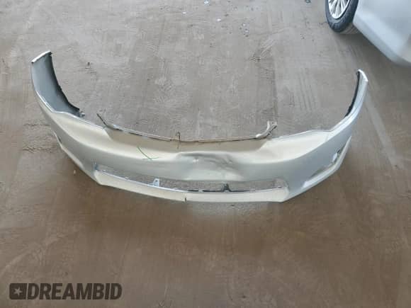 2012 Toyota Camry LE z VIN 4T1BD1FK1CU041001, wystawiony jako Copart lot #86980365 z przebiegiem 176 665 mil mil oraz Szkoda całkowita • Salvage title. Historia ofert i sprzedaży dostępna na DreamBid. Obrazek 12.