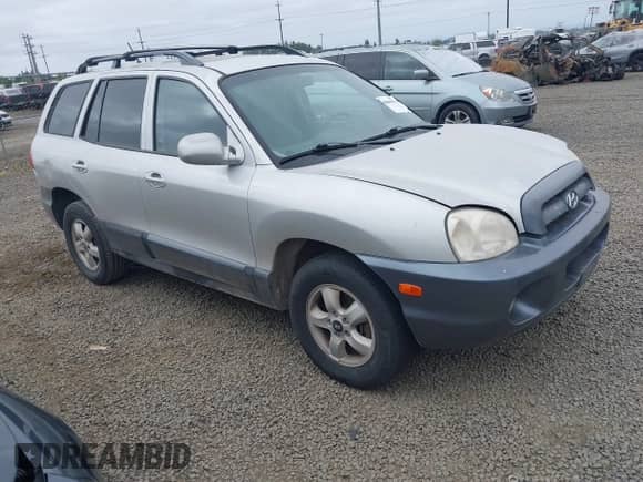 2005 Hyundai Santa Fe GLS с VIN KM8SC13E25U877937, выставлен на аукционе IAAI как лот 42449901 с пробегом 150 262 миль миль и . История ставок и продаж доступна на DreamBid. Изображение 1.