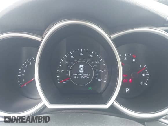 2015 Kia Optima LX с VIN 5XXGM4A74FG468987, выставлен на аукционе IAAI как лот 43269468 с пробегом 75 429 миль миль и . История ставок и продаж доступна на DreamBid. Изображение 7.