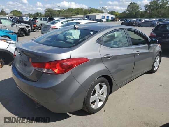 2013 Hyundai Elantra Limited с VIN 5NPDH4AE0DH448114, выставлен на аукционе Copart как лот 71508845 с пробегом 84 900 миль миль и Списание • Salvage title. История ставок и продаж доступна на DreamBid. Изображение 3.