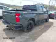 2025 Chevrolet Silverado 1500 LT Trail Boss с VIN 3GCUKFEL7SG201328, выставлен на аукционе IAAI как лот 42037162 с пробегом 1 726 миль миль и . История ставок и продаж доступна на DreamBid. Изображение 4.