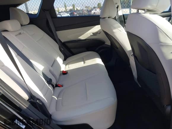 2025 Hyundai Tucson SEL Convenience с VIN KM8JCDD18SU307428, выставлен на аукционе IAAI как лот 43323601 с пробегом 3 289 миль миль и . История ставок и продаж доступна на DreamBid. Изображение 8.