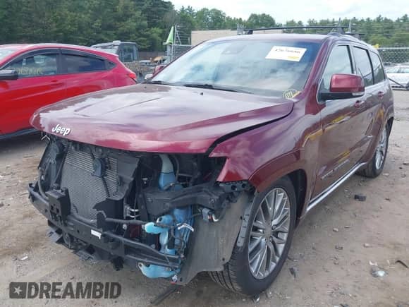 2018 Jeep Grand Cherokee Summit с VIN 1C4RJFJG2JC447660, выставлен на аукционе IAAI как лот 42676686 с пробегом 135 811 миль миль и . История ставок и продаж доступна на DreamBid. Изображение 18.