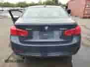 2017 BMW 3 Series 320i xDrive z VIN WBA8E5G36HNU42553, wystawiony jako Copart lot #69814595 z przebiegiem 131 107 mil mil oraz Szkoda całkowita • Salvage title. Historia ofert i sprzedaży dostępna na DreamBid. Obrazek 6.