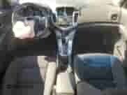 2016 Chevrolet Cruze LT z VIN 1G1PE5SB3G7171296, wystawiony jako Copart lot #81798865 z przebiegiem 99 403 mil mil oraz Szkoda całkowita • Salvage title. Historia ofert i sprzedaży dostępna na DreamBid. Obrazek 8.