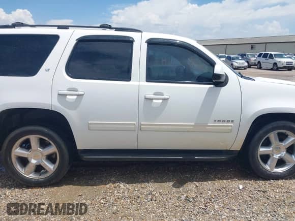 2013 Chevrolet Tahoe LT с VIN 1GNSCBE07DR375705, выставлен на аукционе IAAI как лот 42692809 с пробегом 269 569 миль миль и . История ставок и продаж доступна на DreamBid. Изображение 13.