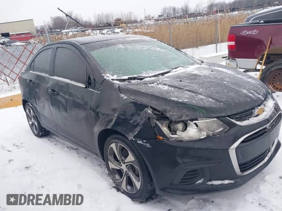 2019 Chevrolet Sonic Premier с VIN 1G1JF5SB8K4124388, выставлен на аукционе IAAI как лот 41410412 с пробегом 81 940 миль миль и . История ставок и продаж доступна на DreamBid. Изображение 6.