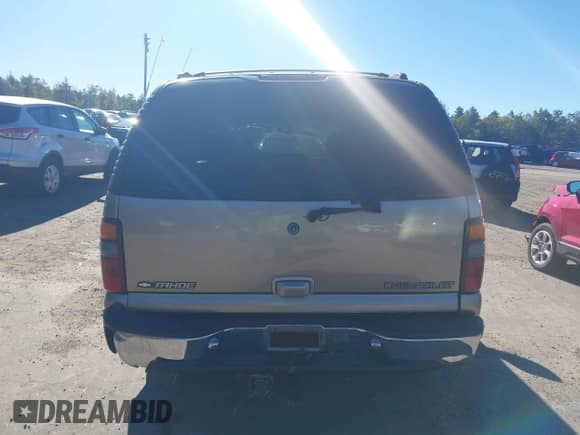 2000 Chevrolet Tahoe LS with VIN 1GNEK13T3YJ188733, listed as a IAAI auction lot 43460596 with 215,238 mi miles and . Bid and sale history available at DreamBid. Image 14.