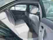 2010 Toyota Camry z VIN 4T1BF3EK9AU538432, wystawiony jako IAAI lot #43313393 z przebiegiem 208 220 mil mil oraz . Historia ofert i sprzedaży dostępna na DreamBid. Obrazek 8.