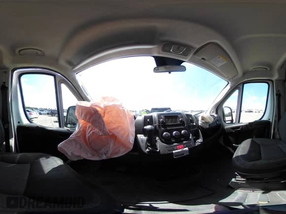 2020 Ram ProMaster Cargo z VIN 3C6TRVBG2LE125496, wystawiony jako IAAI lot #42027074 z przebiegiem 124 064 mil mil oraz . Historia ofert i sprzedaży dostępna na DreamBid. Obrazek 19.