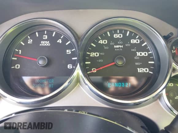 2007 Chevrolet Silverado 1500 1LT with VIN 2GCEC130771595295, listed as a IAAI auction lot 42298256 with 238,987 mi miles and . Bid and sale history available at DreamBid. Image 7.