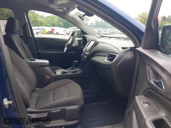 2019 Chevrolet Equinox LT с VIN 2GNAXTEV4K6279024, выставлен на аукционе IAAI как лот 42835837 с пробегом 155 148 миль миль и . История ставок и продаж доступна на DreamBid. Изображение 5.