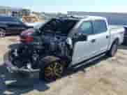 2018 Ford F-150 XL z VIN 1FTEW1E5XJKF91572, wystawiony jako IAAI lot #43055529 z przebiegiem Nie podano mil oraz . Historia ofert i sprzedaży dostępna na DreamBid. Obrazek 2.