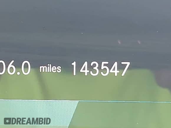 2020 Mercedes-Benz CLA 250 z VIN WDD5J4GB1LN043941, wystawiony jako IAAI lot #43011919 z przebiegiem 143 547 mil mil oraz . Historia ofert i sprzedaży dostępna na DreamBid. Obrazek 15.