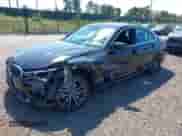 2022 BMW 3 Series 330i xDrive z VIN 3MW5R7J06N8C71254, wystawiony jako IAAI lot #43107106 z przebiegiem 26 058 mil mil oraz . Historia ofert i sprzedaży dostępna na DreamBid. Obrazek 2.