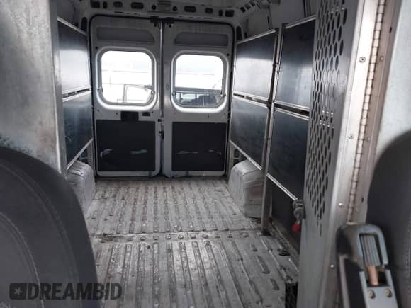 2014 Ram ProMaster Cargo with VIN 3C6URVHG5EE114314, listed as a IAAI auction lot 43528411 with 388,740 mi miles and . Bid and sale history available at DreamBid. Image 8.