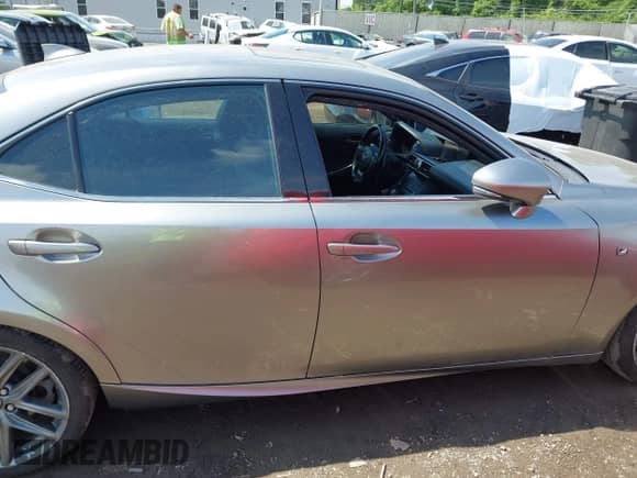 2017 Lexus IS 300 с VIN JTHCM1D24H5022065, выставлен на аукционе IAAI как лот 42376182 с пробегом 126 840 миль миль и . История ставок и продаж доступна на DreamBid. Изображение 13.