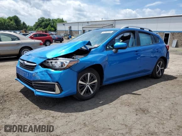 2023 Subaru Impreza Premium with VIN 4S3GTAD65P3712605, listed as a Copart auction lot 62892895 with 31,242 mi miles and Salvage title. Bid and sale history available at DreamBid. Image 1.
